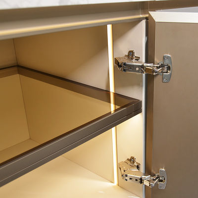 Aluminium modulaire keukenplanken in minimalistische stijl
