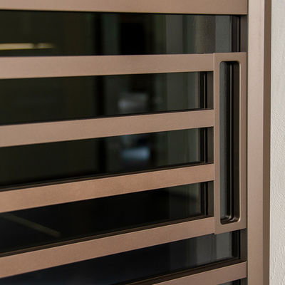 Orkaanbestendige Concertina Interieur Schuifdeuren Interieur met stalen uitstraling